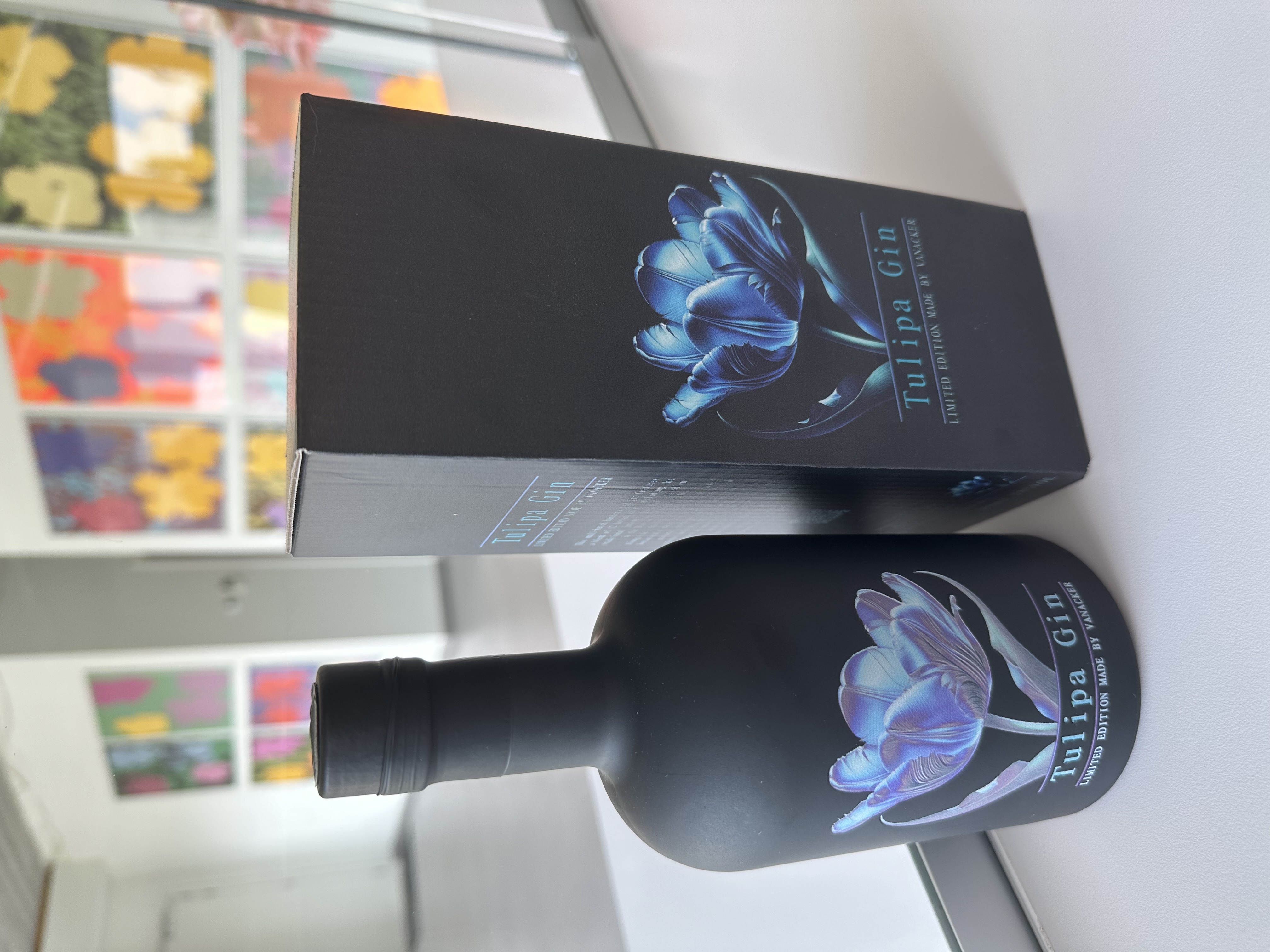 OMDOOS 6 FLESSEN TULIPA GIN 500 ml